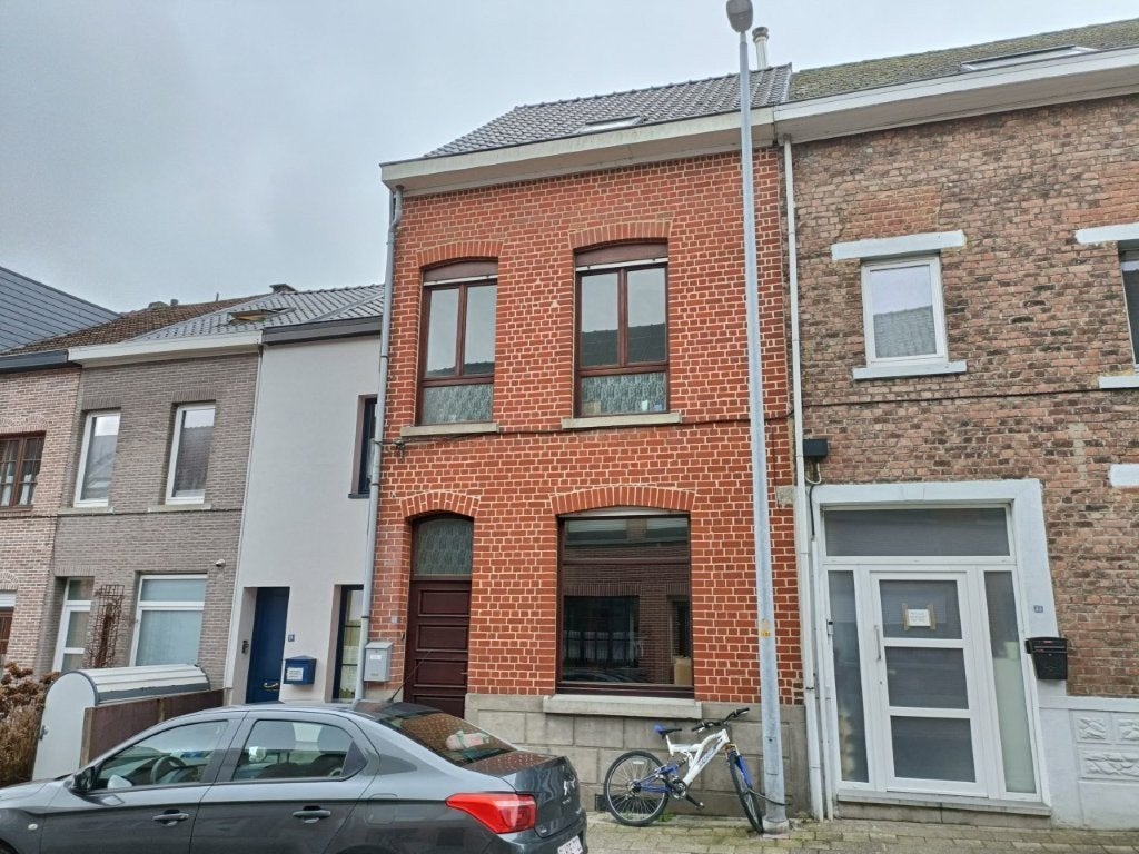 Huis met 4 slpks, grote tuin met uniek verzicht, Immo, Maisons à vendre, Maison 2 façades, 500 à 1000 m², 4 pièces, 136 m²