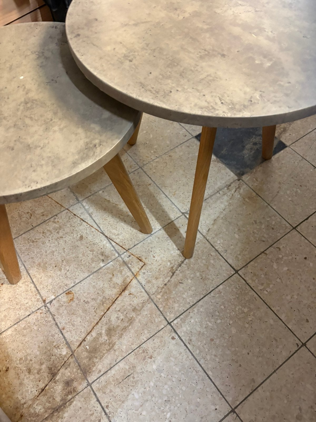 Table salon, Enlèvement, Utilisé