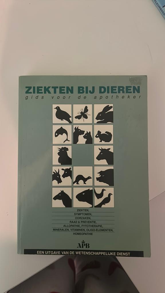 Ziekten Bij Dieren, Boeken, Dieren en Huisdieren, Verzenden, Zo goed als nieuw