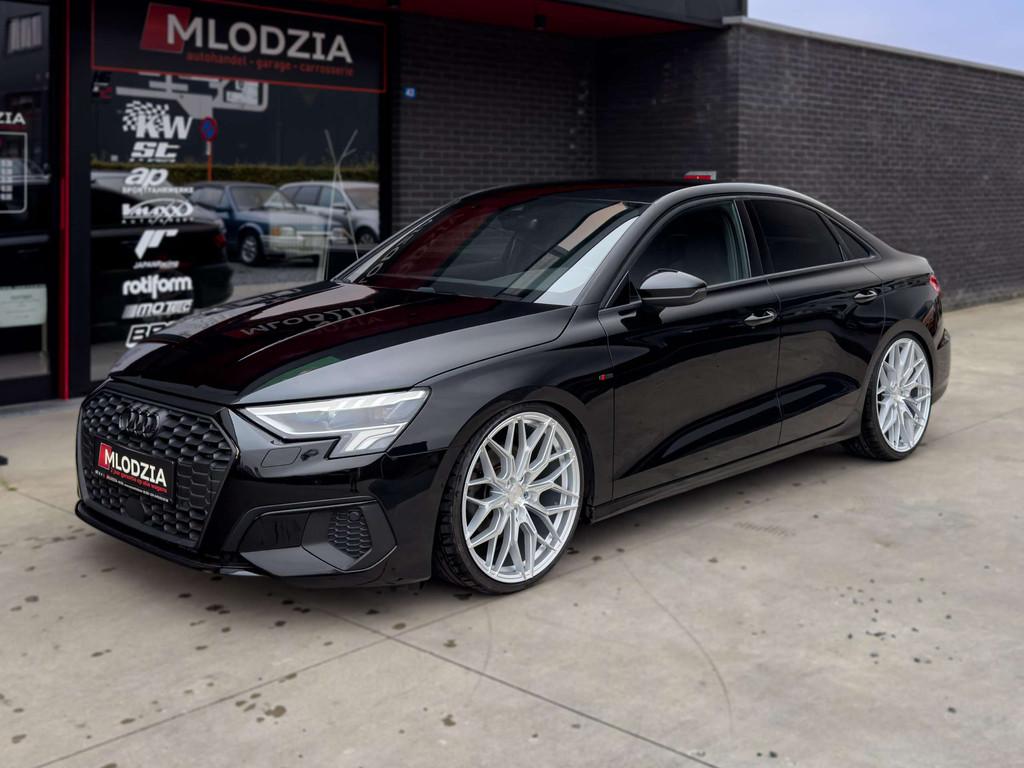 Audi A3 Limo S line TUNED Vmaxx 20" Japan Racing RS SEATS, Achat, Entreprise, Boîte manuelle, Alcantara