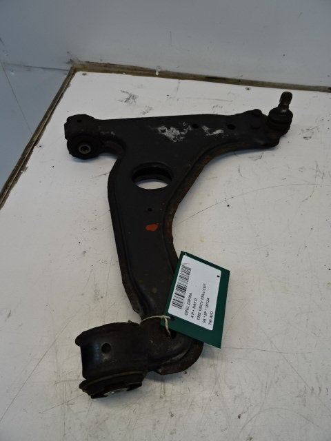 BRAS DE SUSPENSION AVANT DROIT (TRIANGLE) Opel Zafira (F75), Utilisé, Opel