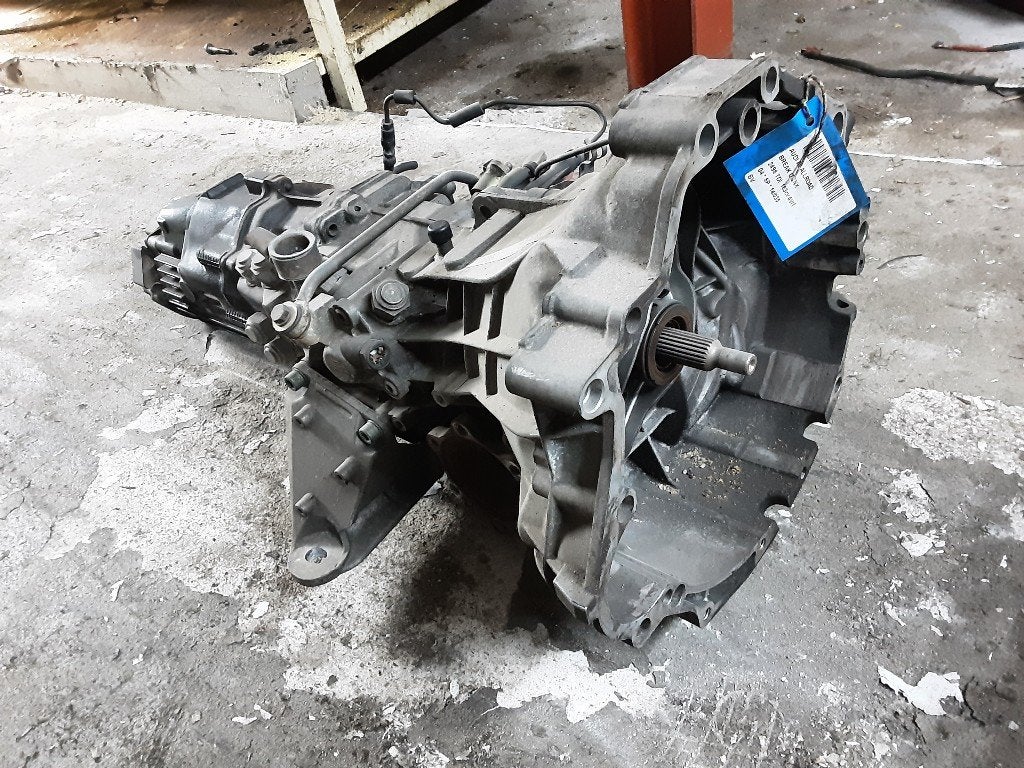 BOITE DE VITESSES MANUELLE Audi A6 Avant (C5) (01E300049E), Auto-Union-Straße  1,
85057  Ingolstadt, DE, Info@audi.de, Audi, Utilisé