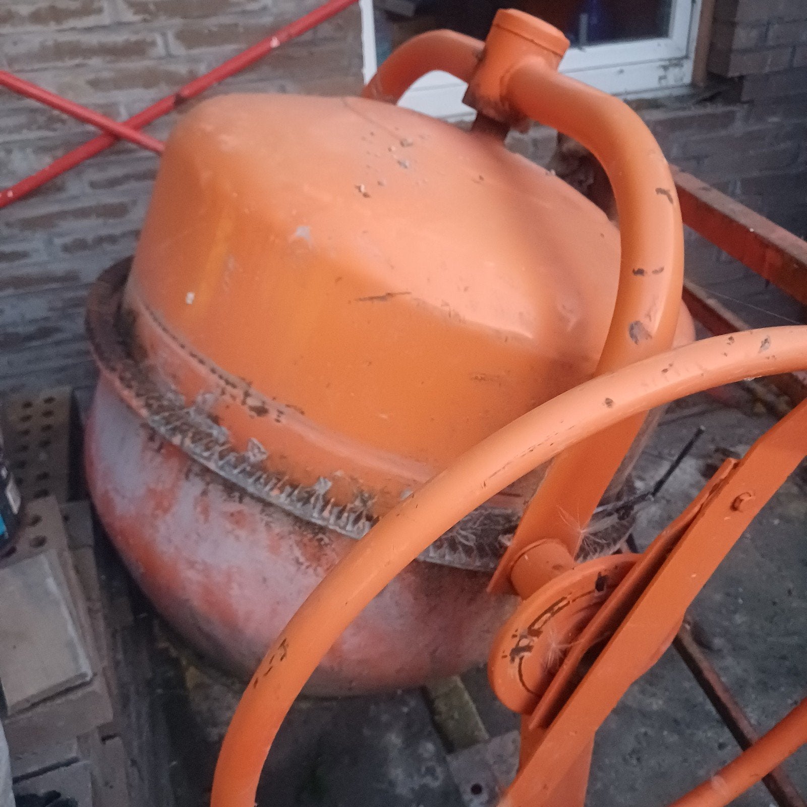 bétonneuse 190 litres, Enlèvement