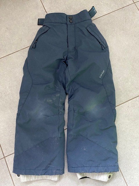 Donkerblauwe skibroek maat 8 jaar met gebruikssporen, Ophalen of Verzenden, Gebruikt, Kleding