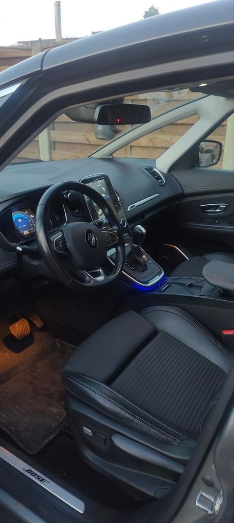 Te koop Renault Scenic dci 1.5, Autos, Renault, Particulier, Air conditionné, Bluetooth, Air conditionné automatique, Cruise Control