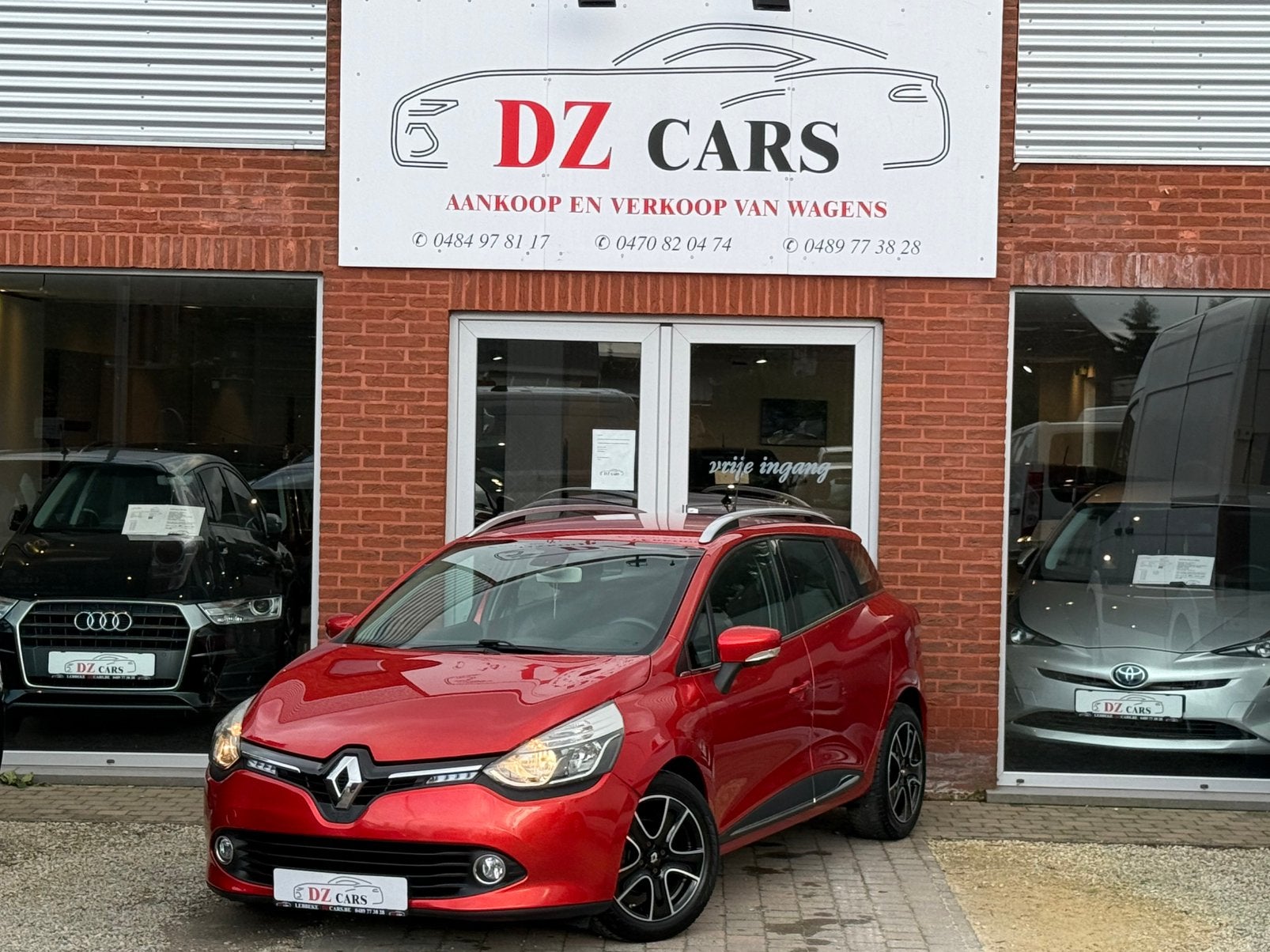 RENAULT CLIO 4 1.5DCI 90CH |NAVI | KEY LESS | BLUETOOTH |, Rouge, Achat, https://public.car-pass.be/vhr/f381ba9a-6fa4-4026-bdad-63e570b3d5b1