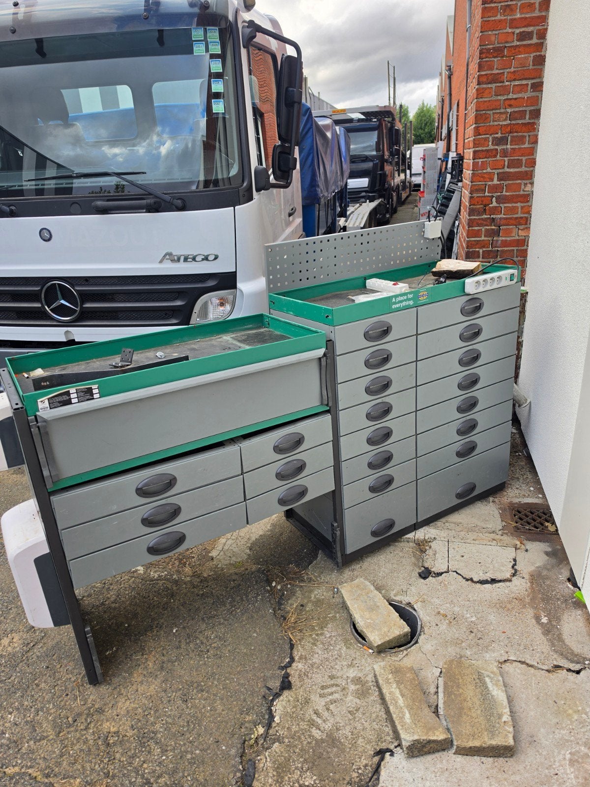 2 étagères camionnette, Enlèvement