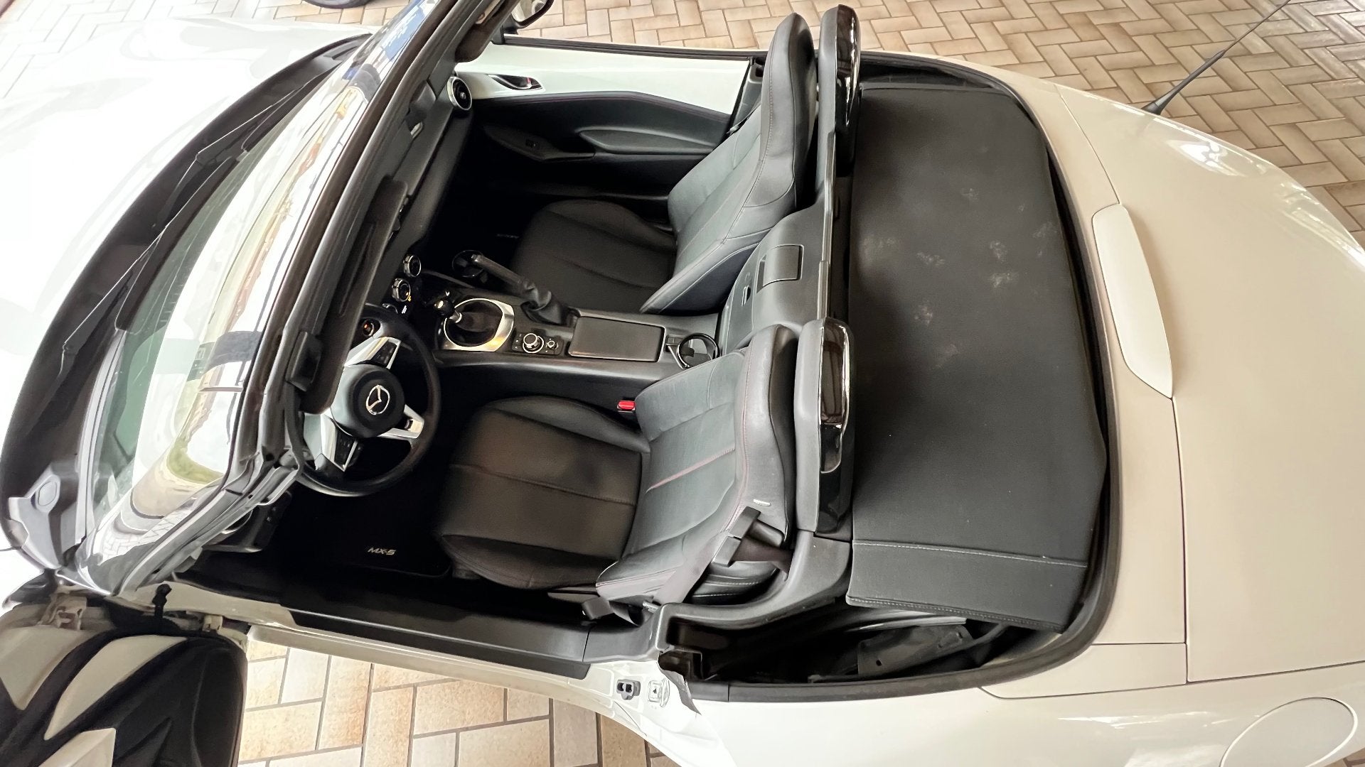 Mazda MX-5 MX-5 RF SKYACTIV CABRIO TOP NW ST Exclusive-Line, Autos, Cuir, Achat, Euro 6, Entreprise