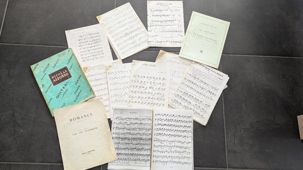 Partitions de musique Guitare classique, Guitare, Autres genres, Utilisé, Enlèvement