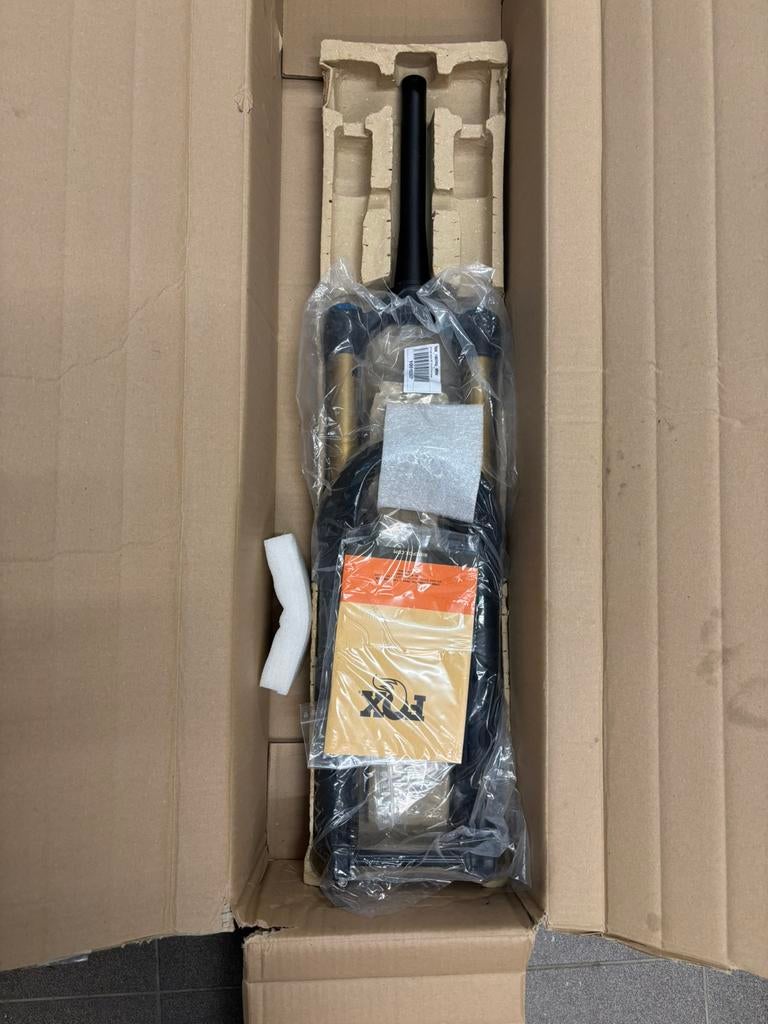 Fox Factory 38 Grip 2, neuf, 170 mm, Enlèvement ou Envoi, Neuf, Autres marques