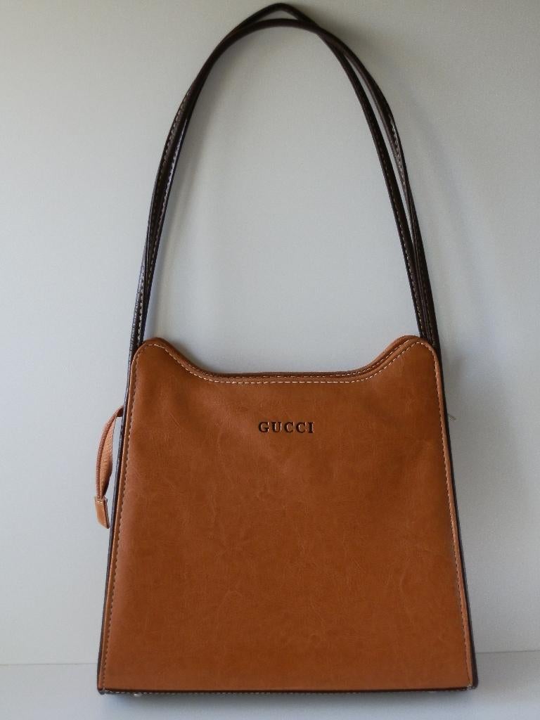 Gucci damestas. Leer. Vintage., Handtassen en Accessoires, Tassen | Damestassen, Ophalen of Verzenden, Zo goed als nieuw, Overige kleuren