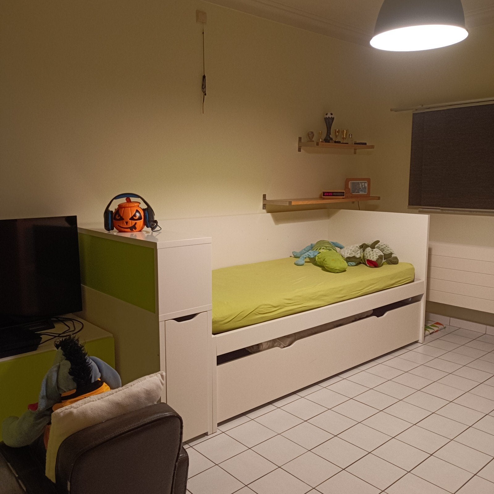 Eenpersoonsbed + ladebed 90x200cm inclusief matras, Kinderen en Baby's, Ophalen, 85 tot 100 cm, Zo goed als nieuw, Matras