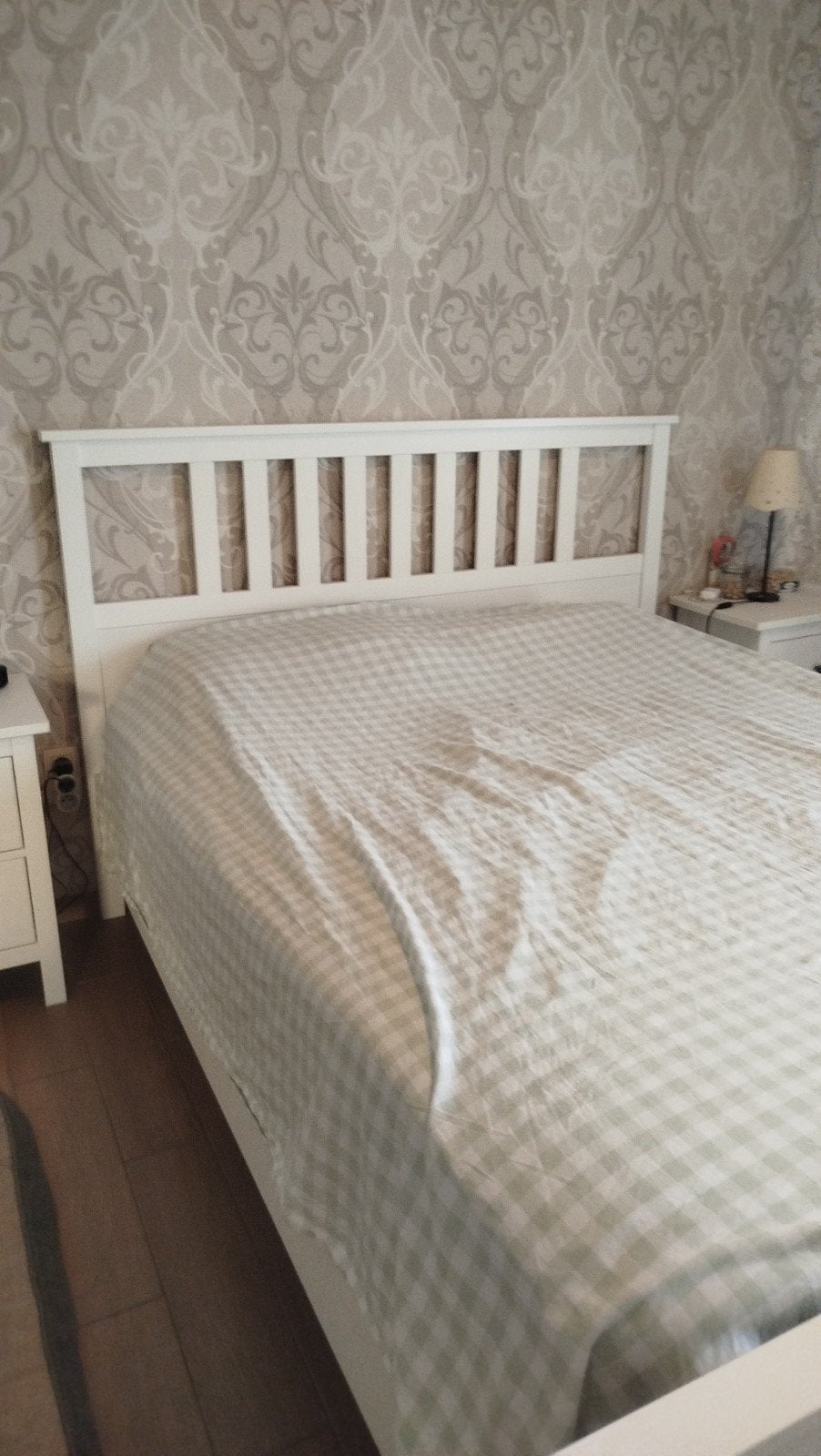 Bed Ikea, Ophalen