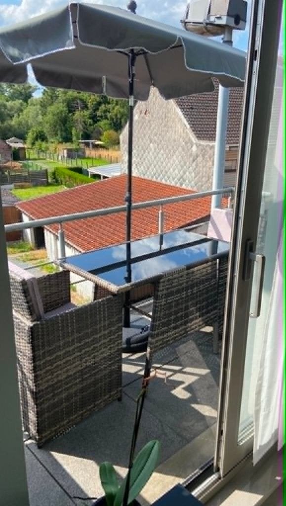 Buitentafel met 2 stoelen, Zo goed als nieuw, Tuinset, Eettafel, Ophalen