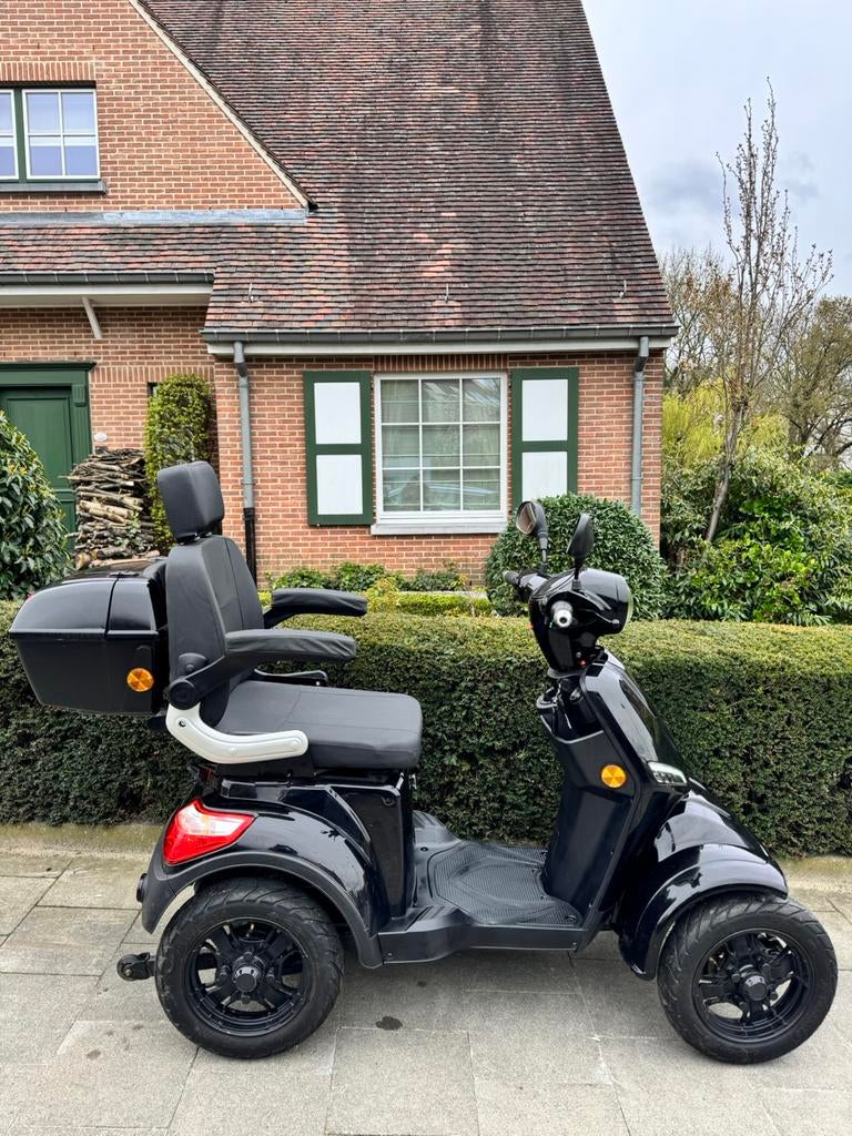 Prachtig For Motion | On Four 4 wiel scootmobiel 30km/u snel, Ophalen of Verzenden, Inklapbaar, Zo goed als nieuw, Elektrische rolstoel