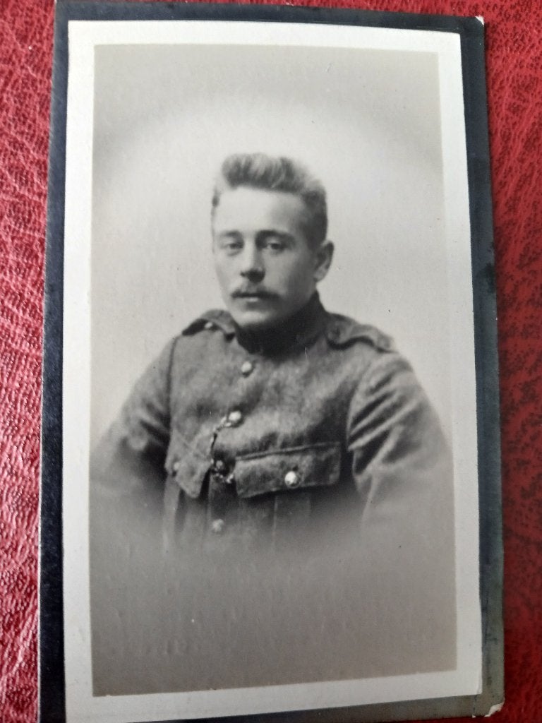gesneuvelde soldaat 1918, Verzamelen, Bidprentjes en Rouwkaarten, Verzenden, Bidprentje