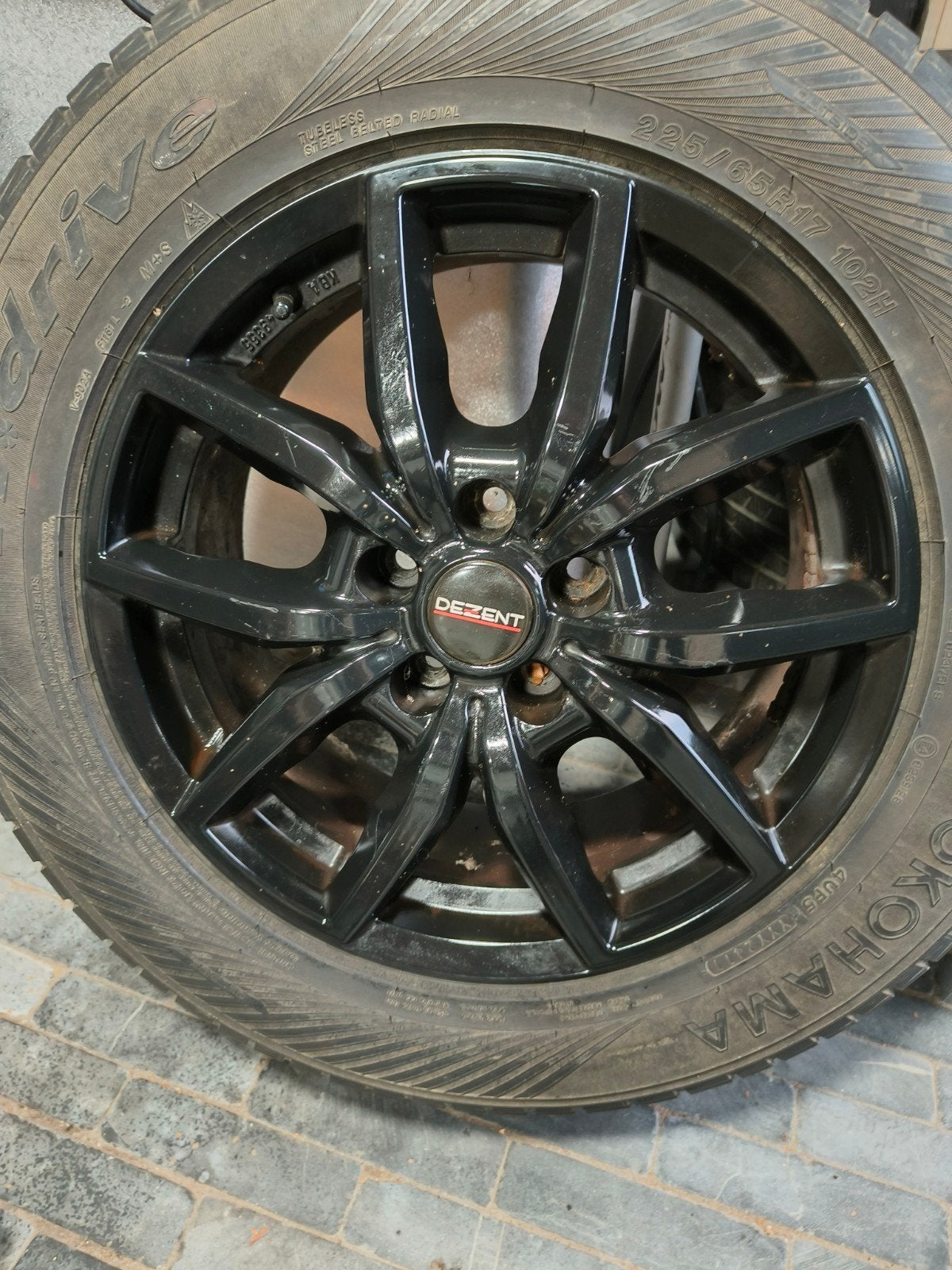 Dezent velgen met Winterbanden Yokohama, Auto-onderdelen, Ophalen, Gebruikt, Banden en Velgen, 17 inch