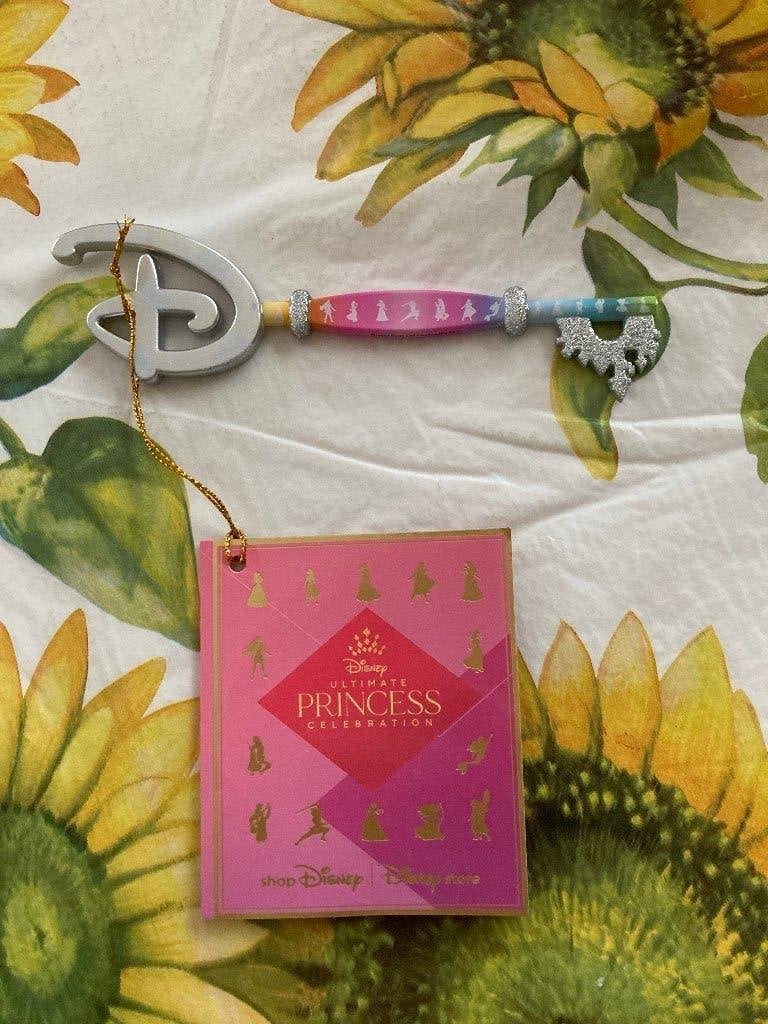 Disney Limited Edition sleutel Princess celebration ( key ), Verzamelen, Ophalen of Verzenden, Nieuw