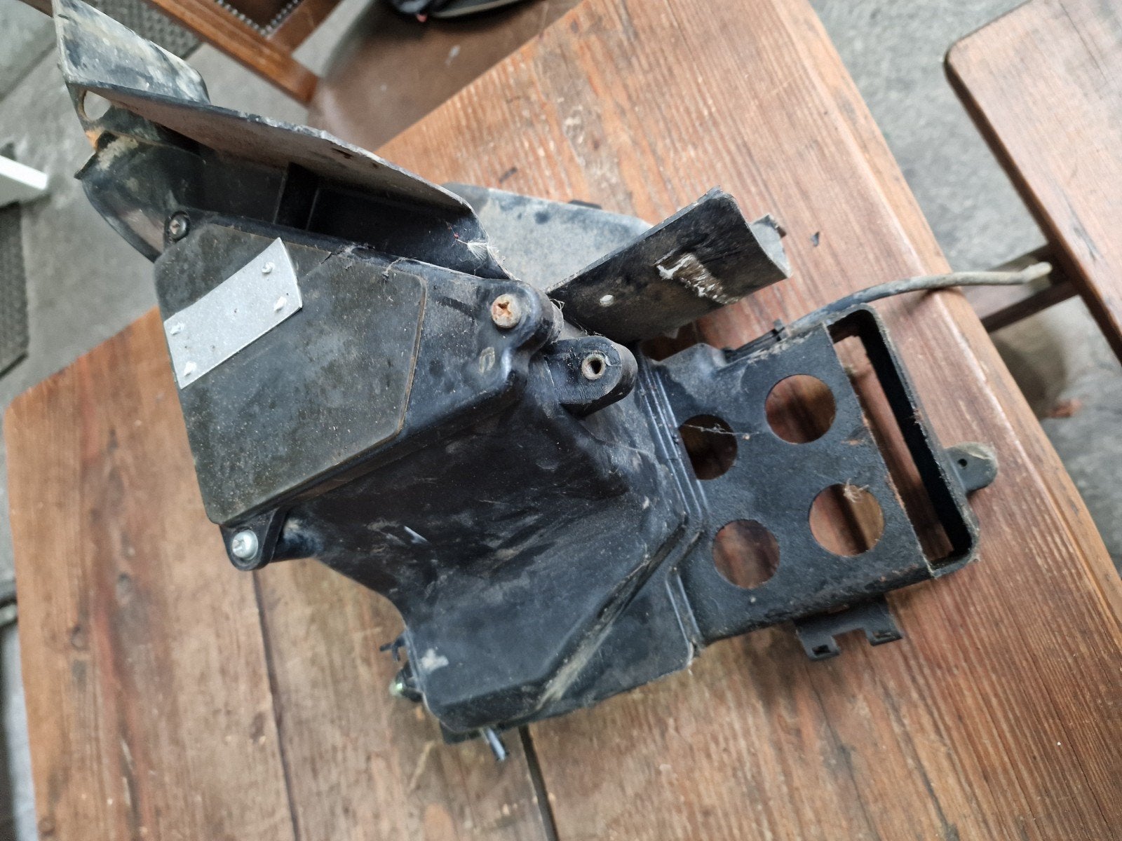 Boîtier de filtre à air Honda MTX125 JD05 en bon état !

Pri, Vélos & Vélomoteurs, Enlèvement ou Envoi