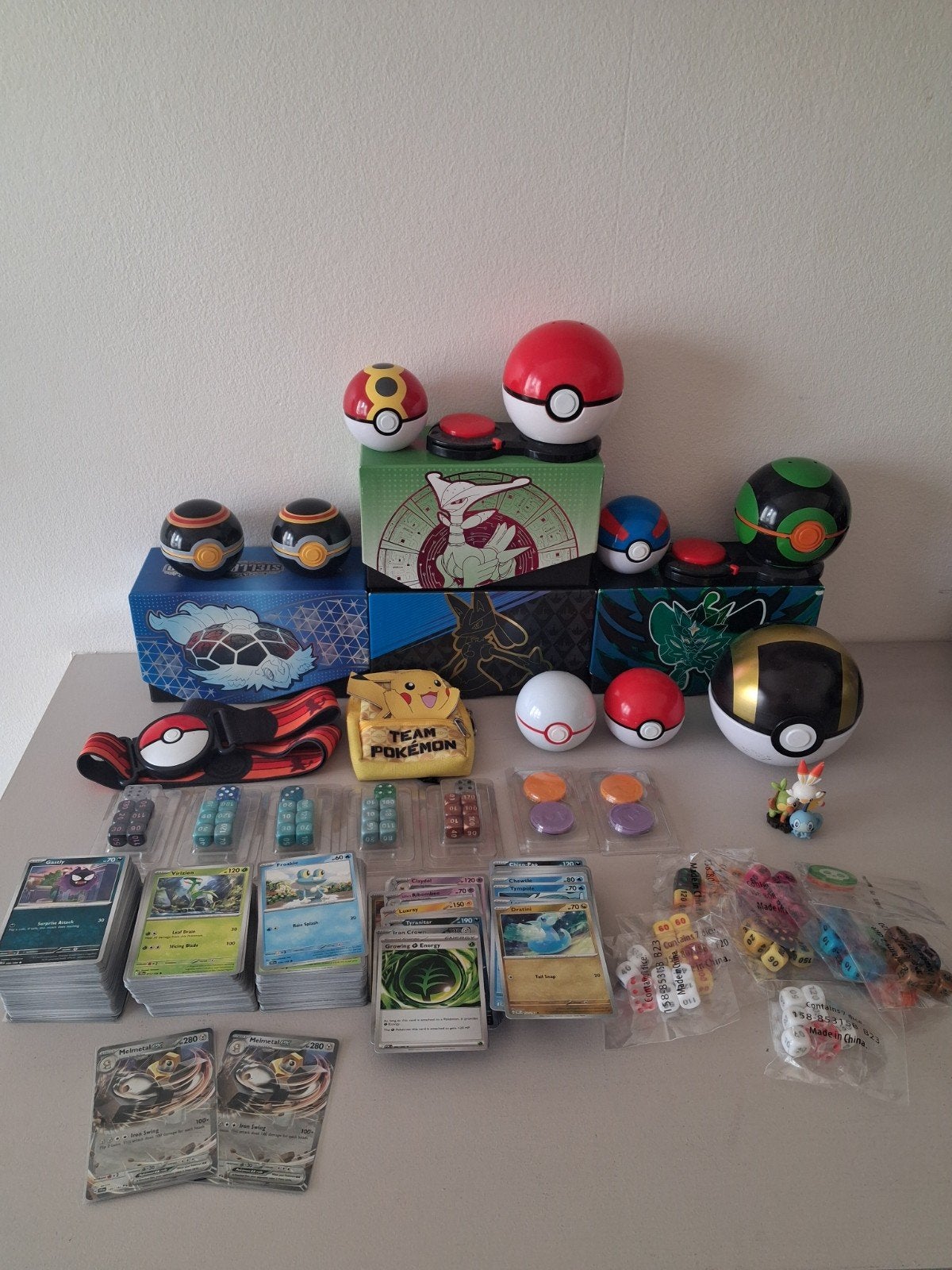 Pokémon kaarten en spullen, Ophalen of Verzenden