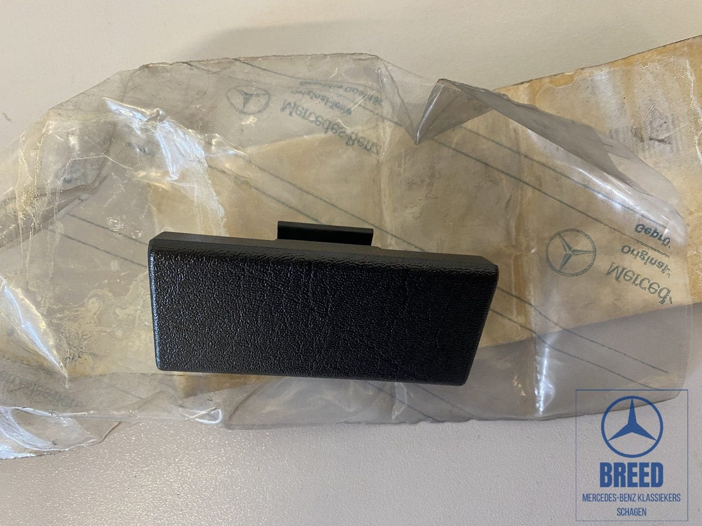 NOS greepje handschoenenkastje voor Mercedes-Benz W631 MB100, Neuf, -, -, Enlèvement ou Envoi