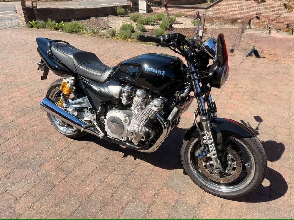 Yamaha XJR 1300 in perfecte staat incl draagtassen etc, Motos, Motos | Yamaha, Permis Moto A, Occasion, Plus de 35 kW, 1300 cm³