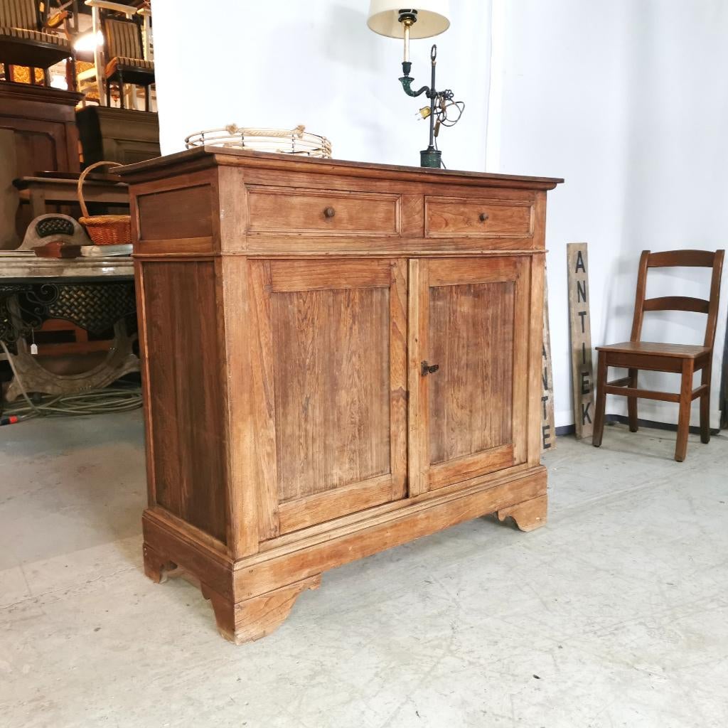 Antieke boerenkast in olmen hout 2-deurs B 121 H 110 D 51, Antiek en Kunst, Curiosa en Brocante, Ophalen