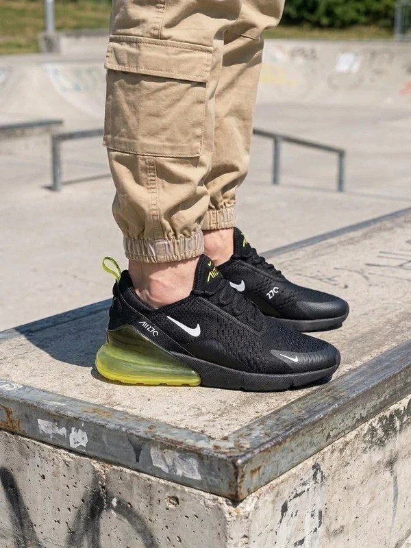 Nike Air Max 270 'Black Neon' Heren Maat 42.5 EU Heel goed, Enlèvement ou Envoi, Nike, Porté, Baskets