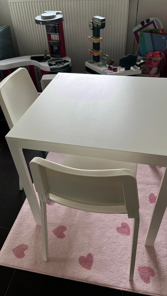 Tafel met twee stoelen ikea, Huis en Inrichting, Ophalen, Zo goed als nieuw, Ikea, Minder dan 4 stoelen