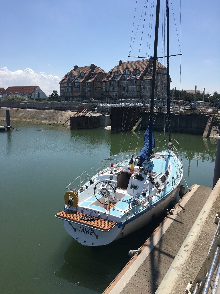 Samba 36, Watersport en Boten, Kajuitzeilboten en Zeiljachten, Gebruikt, Tourjacht of cruiser, Diesel, Polyester, 1.90 meter, Ophalen