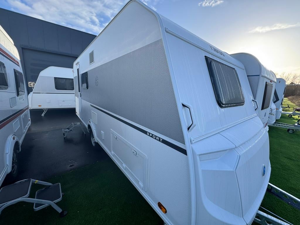 Knaus Sport 540 FDK, Caravans en Kamperen, Caravans, 7 tot 8 meter, Bedrijf, Treinzit, Schokbreker