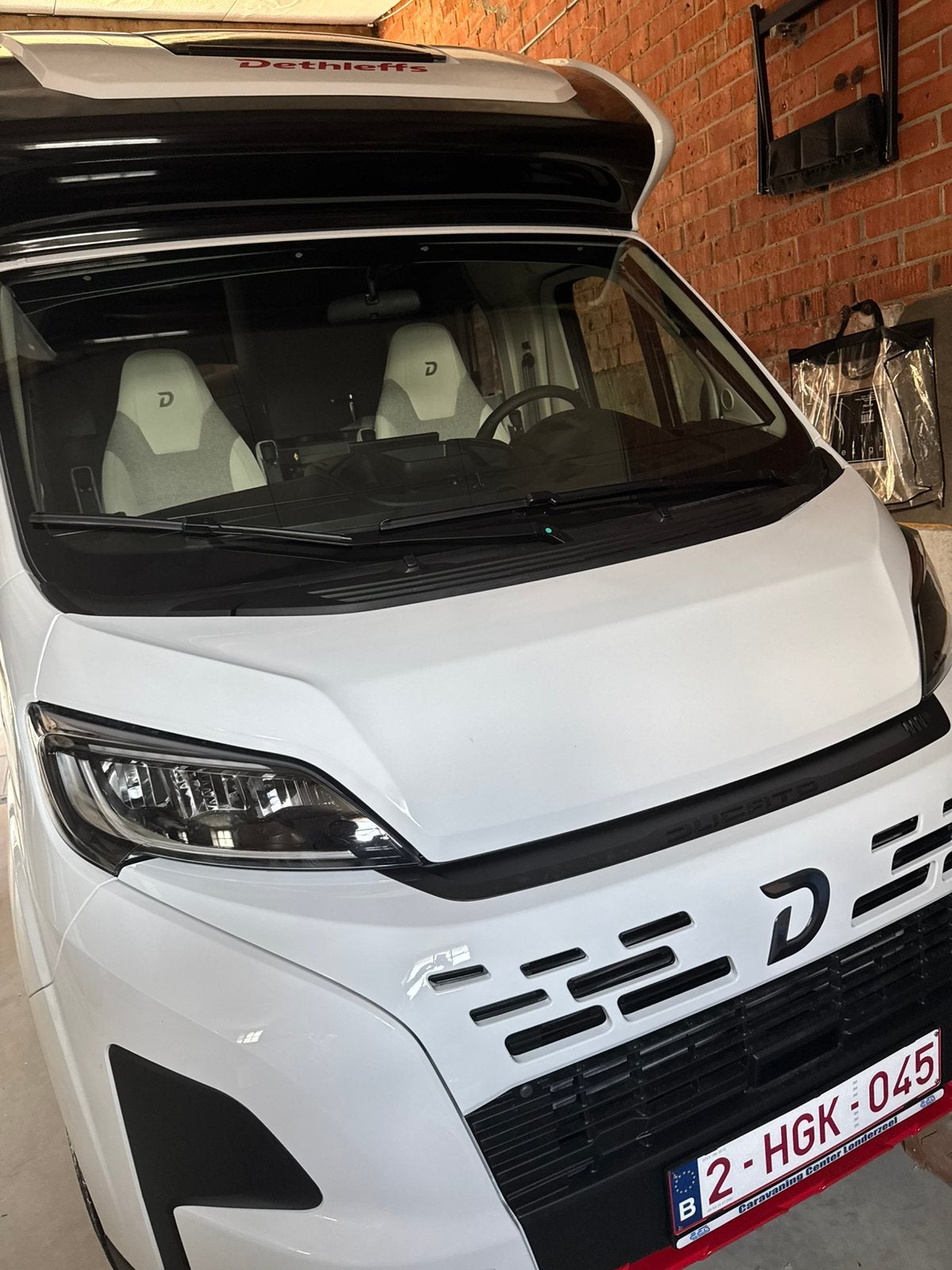 Mobilhome Dethleffs Trend model 2025 te koop., Caravans en Kamperen, Mobilhomes, Automaat, Standaard zit, Ringverwarming, Fiat