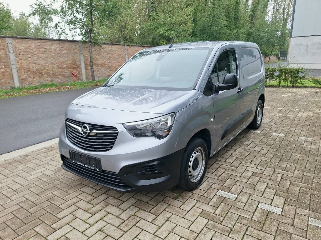 Opel Combo 1.2i | 37.000km | topstaat, Autos, Argent ou Gris, Achat, Euro 6, 2 places