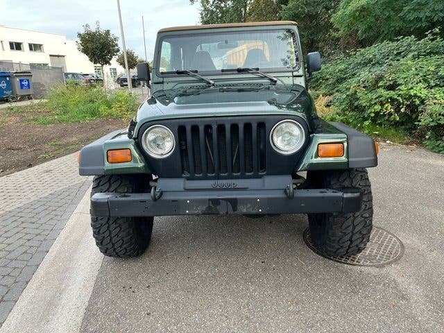 Jeep Wrangler Sahara 4.0 bijna oldtimer !!!, foto 4