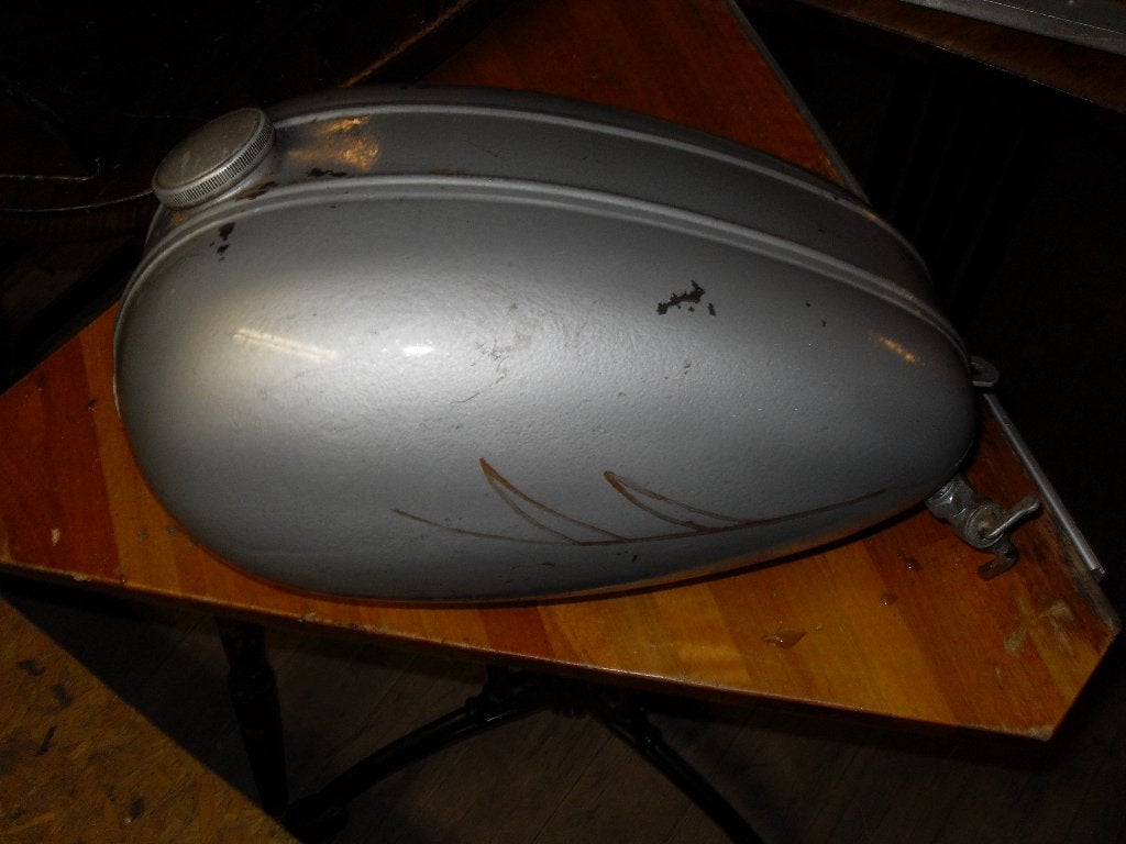 benzine tank bromfiets hercules, Fietsen en Brommers, Ophalen of Verzenden, Gebruikt, Tank