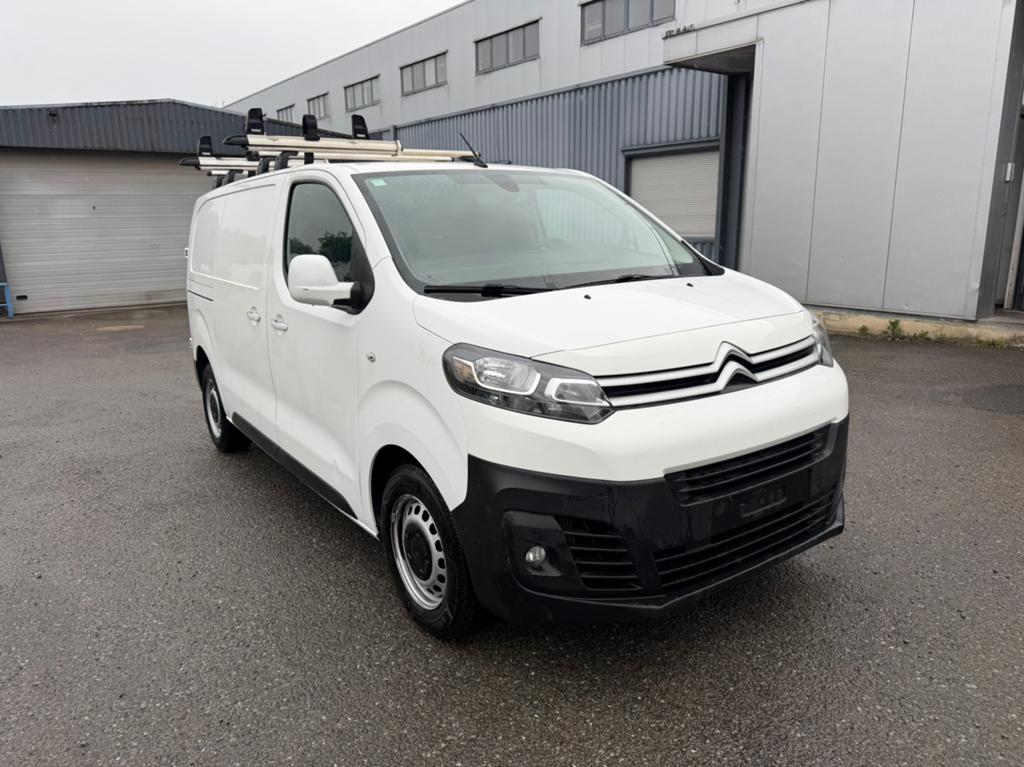 Citroen jumpy 2,0hdi 2017 euro6b 133000km controlegarantie, Auto's, Citroën, 90 kW, Euro 6, 4 cilinders, Parkeersensor