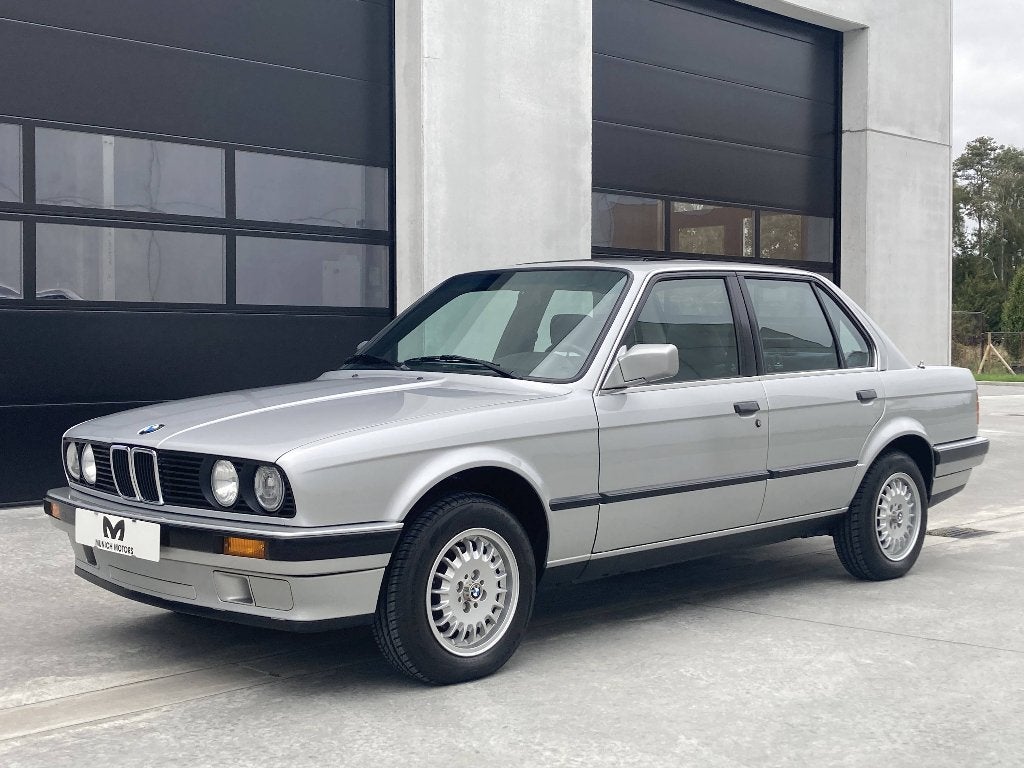 BMW 316i/88992 km/Historique complet/Top, Autos, BMW, Argent ou Gris, 4 portes, Entreprise, 72 kW