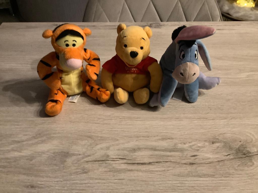 Disney Winnie the Pooh verschillende pluche characters, Kinderen en Baby's, Speelgoed | Knuffels en Pluche, Zo goed als nieuw