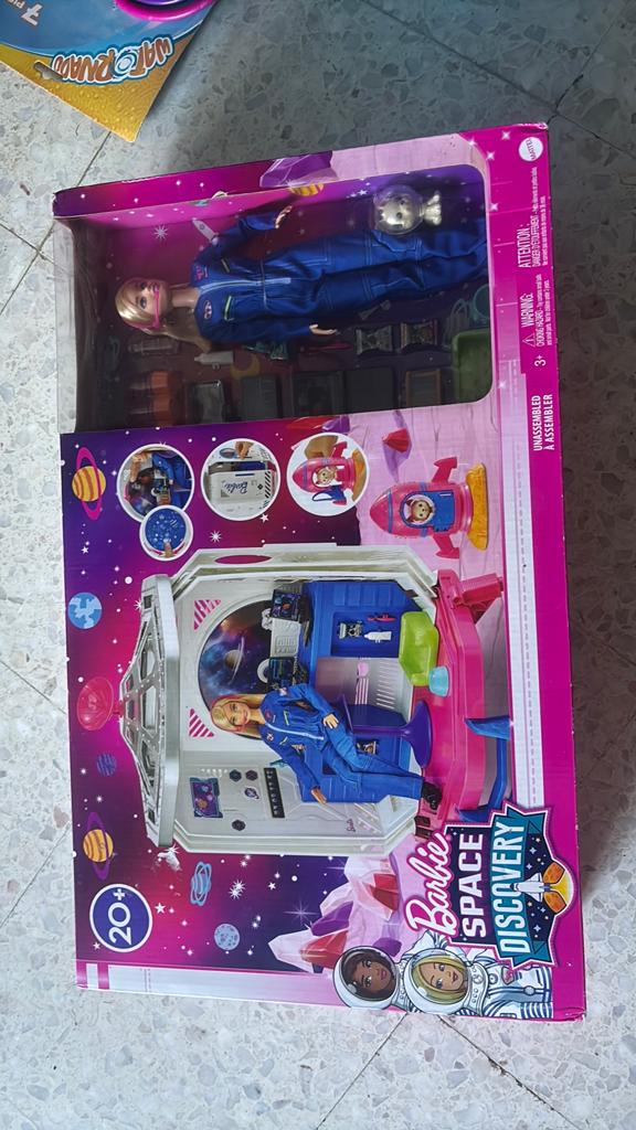 Barbie space discovery, Kinderen en Baby's, Speelgoed | Actiefiguren, Ophalen, Zo goed als nieuw