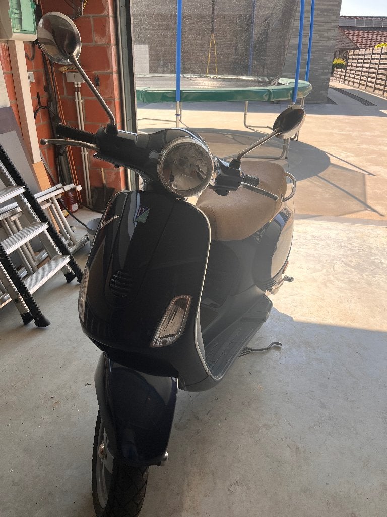 scooter Vespa, Fietsen en Brommers, Scooters | Vespa, Ophalen, Gebruikt, Klasse B (45 km/u), Benzine