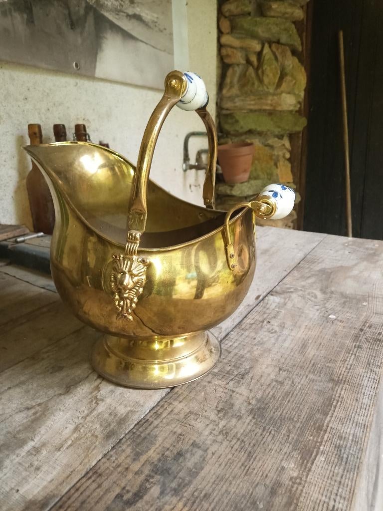 Antieke Messing Kolenkit met Leeuwenkoppen, Antiek en Kunst, Ophalen of Verzenden, Koper