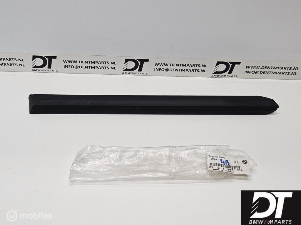 Moulding fender rear right BMW E30 51131965106, Nieuw, Ophalen of Verzenden