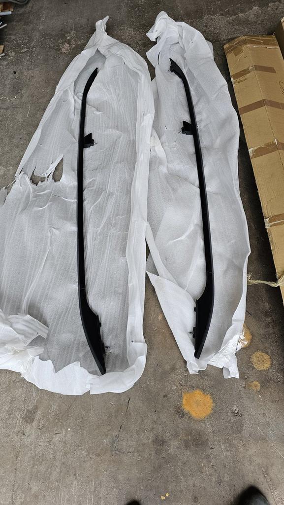 Dakrail daklijst dakdrager roof rail zwart BMW X5 E70 511380, Ophalen, Gebruikt, -, -