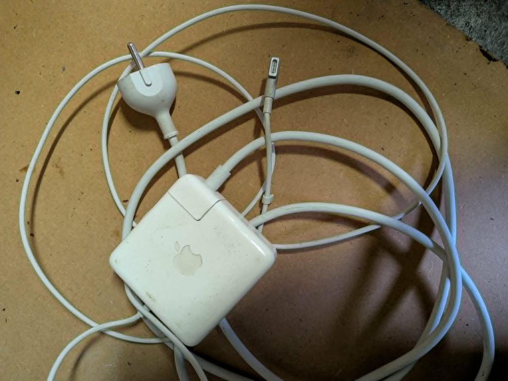 Lader van Appel pc, Ophalen of Verzenden, Gebruikt