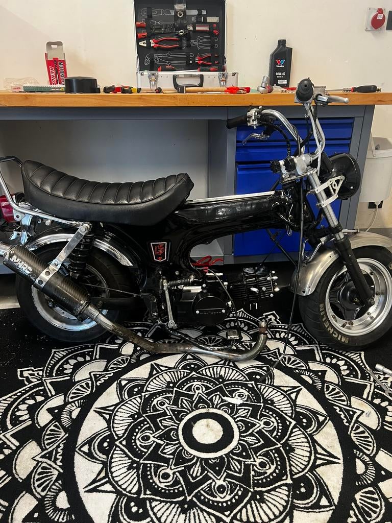 DAX 50cc, Fietsen en Brommers, Brommers | Honda, Zo goed als nieuw, Ophalen
