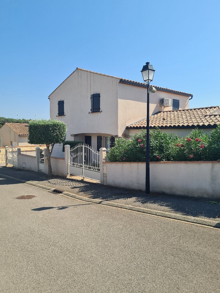 Vakantiehuis met zwembad, Dorp, Wasmachine, Languedoc-Roussillon, Eigenaar
