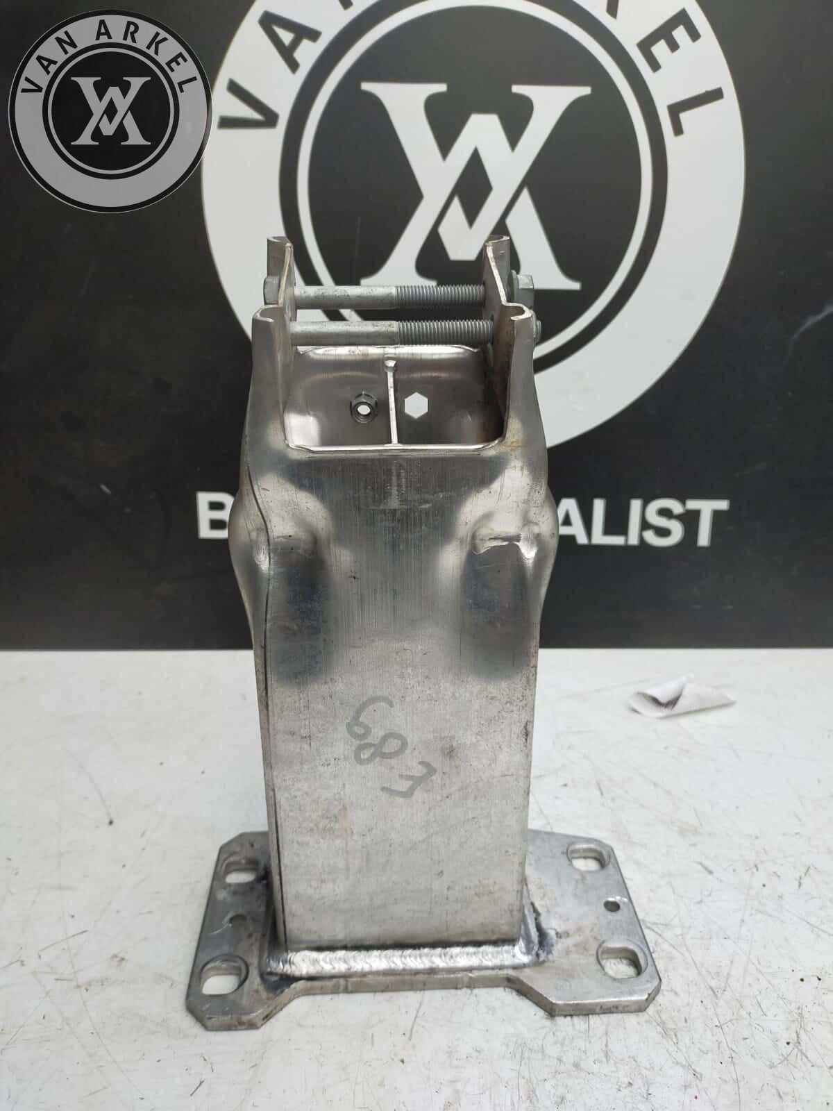 Bmw e89 z4 bumperbalk steun rv, Gebruikt, -, -, Ophalen of Verzenden