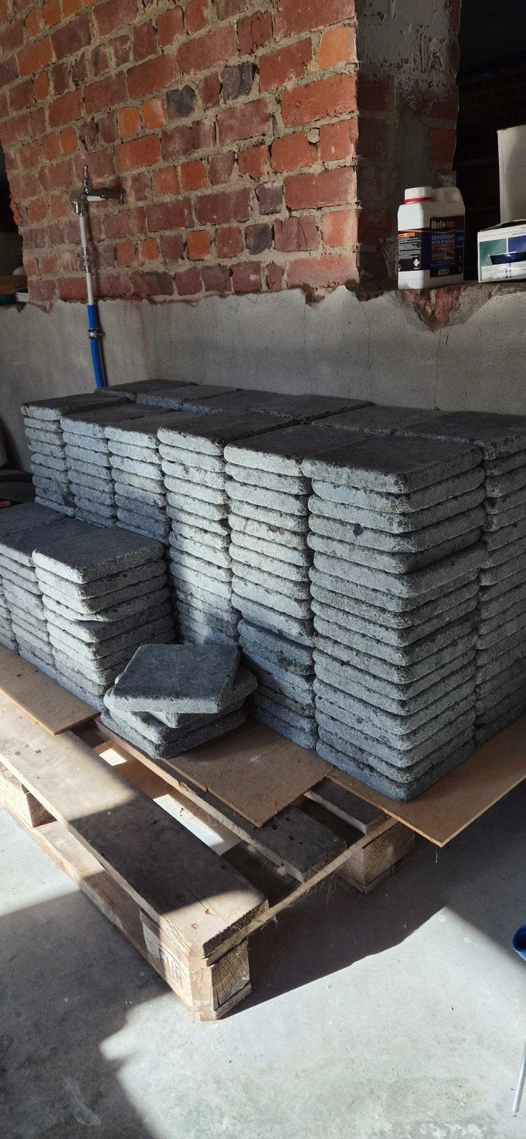 252 pièces de pierre bleue belge/pierre bleue 20x20x3 cm, Jardin & Terrasse, Enlèvement