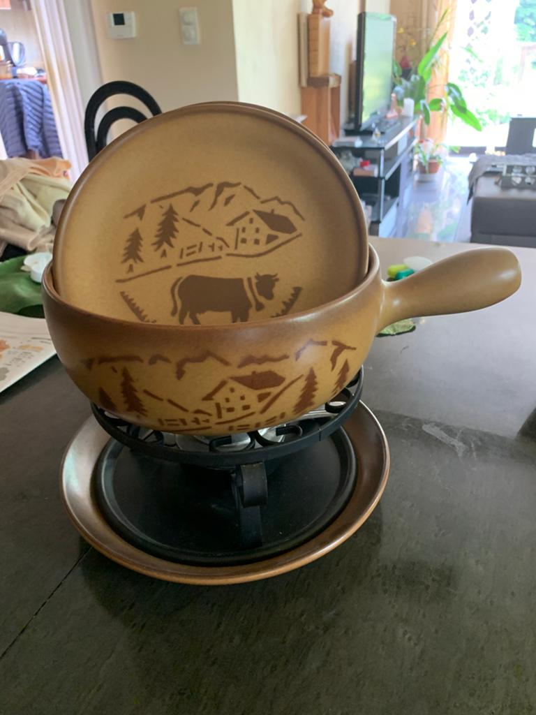 Kaasfondue met 6 borden, Elektronische apparatuur, Fonduesets, Ophalen, Zo goed als nieuw