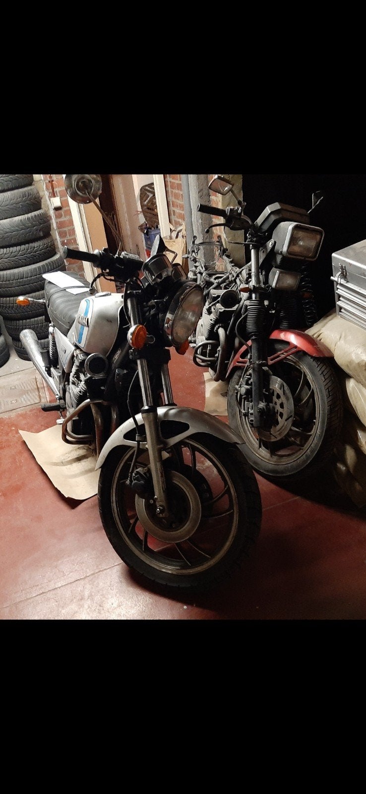 2 motos Xj 650/750 pour pièces ou à réparer, Motos, Particulier, 4 cylindres, Naked bike